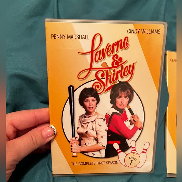 Laverne and Shirley DVDs, 3 discs 15 episodes of comedy! - Picture 3 of 6